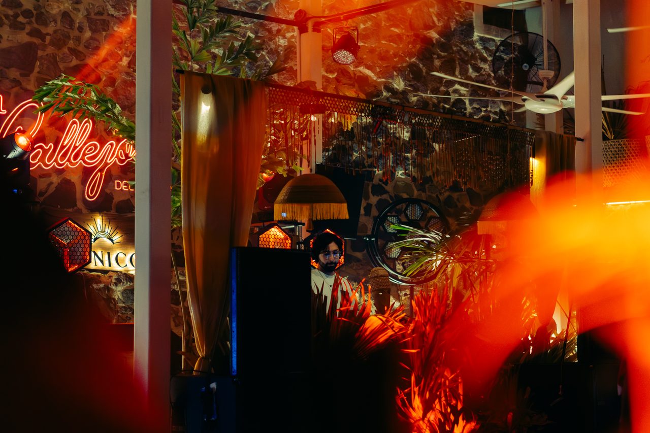ÉTNICO en el Callejón del Casco, foto de la edición