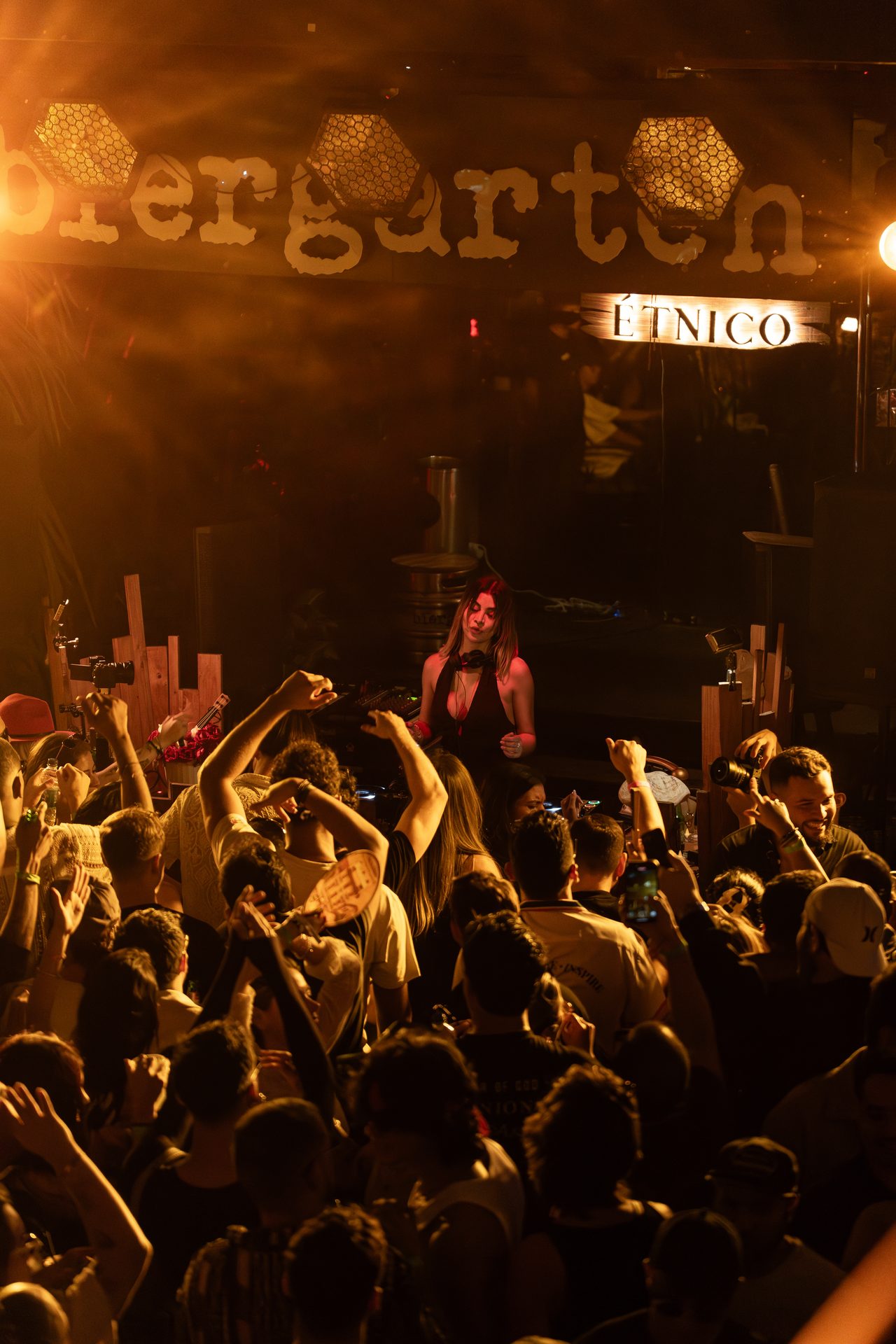 ÉTNICO x Meliee, foto de la edición